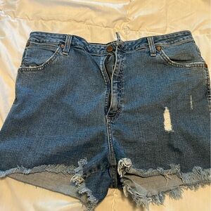 Wrangler Jean Shorts Distressed 14